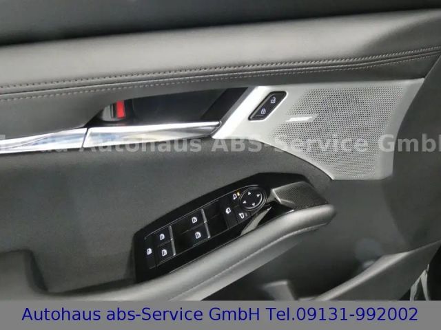 Mazda 3 Exclusive-line SkyActiv