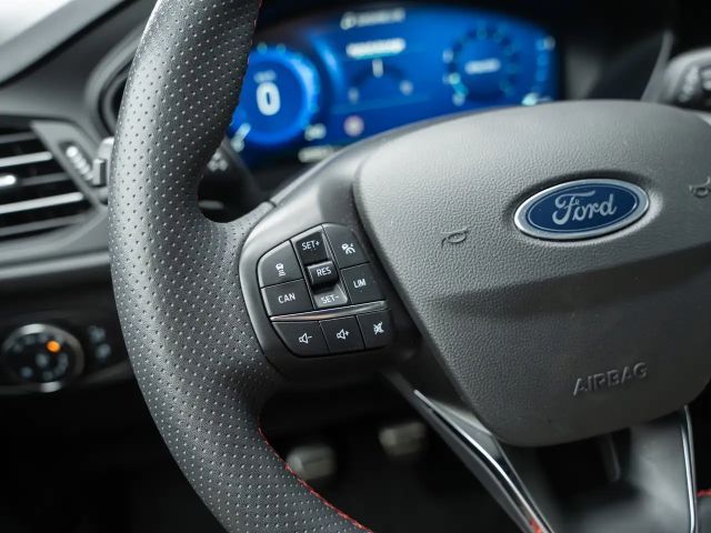 Ford Focus EcoBoost ST Line