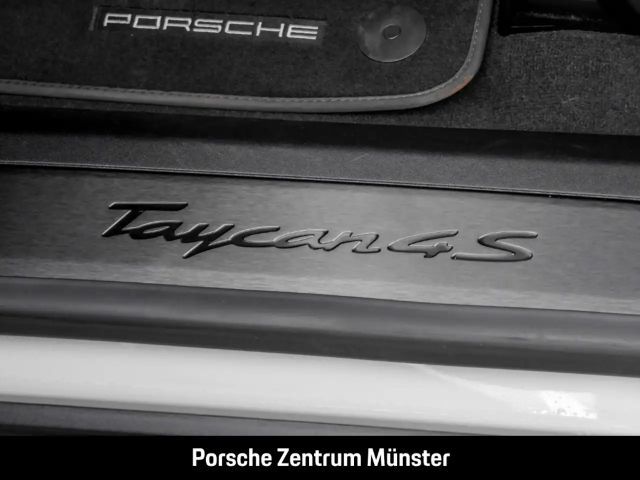 Porsche Taycan 4S Cross Turismo