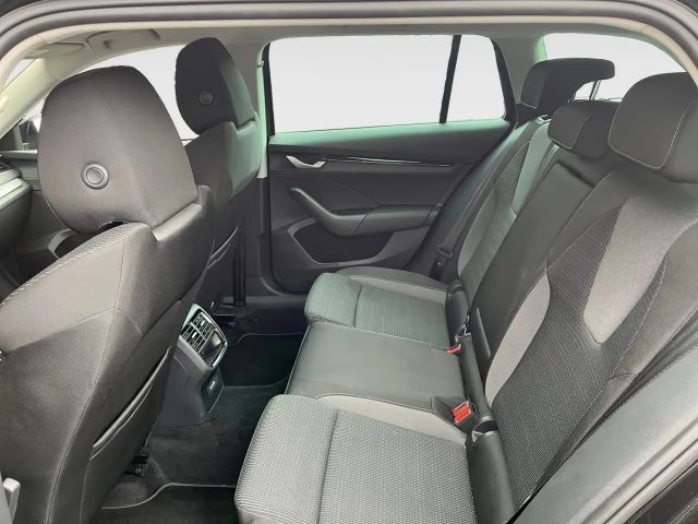 Skoda Octavia Combi Selection