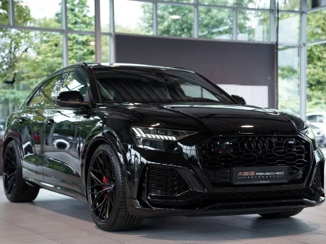 Audi RS Q8 Quattro
