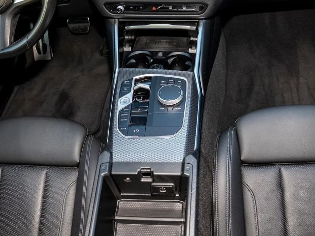 BMW 330 330d M-Sport Touring xDrive