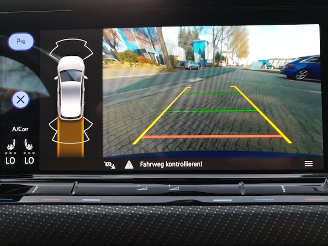 Volkswagen Golf Golf R PERFORMANCE LM19 MATRIX DCC KAMERA