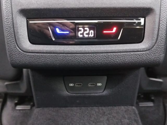 Volkswagen Golf DSG Sport Variant