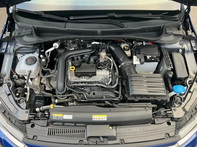 Volkswagen Polo 1.0 TSI DSG R-Line