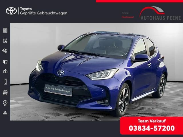 Toyota Yaris Hybride Team D