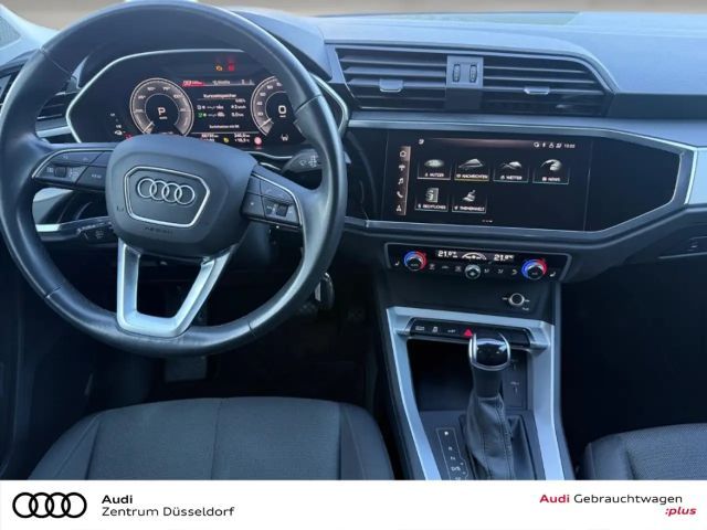 Audi Q3 45 TFSI Ambiente Hybride