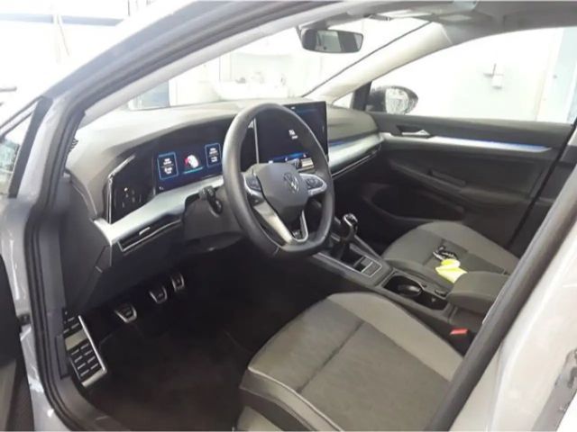 Volkswagen Golf 1.5 TSI Variant