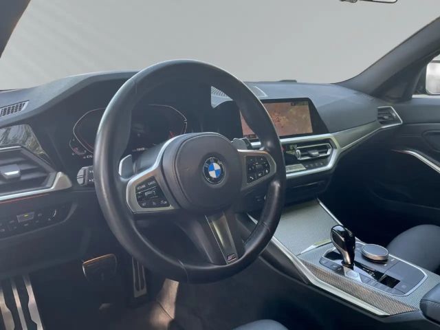 BMW 320 320i M-Sport Touring