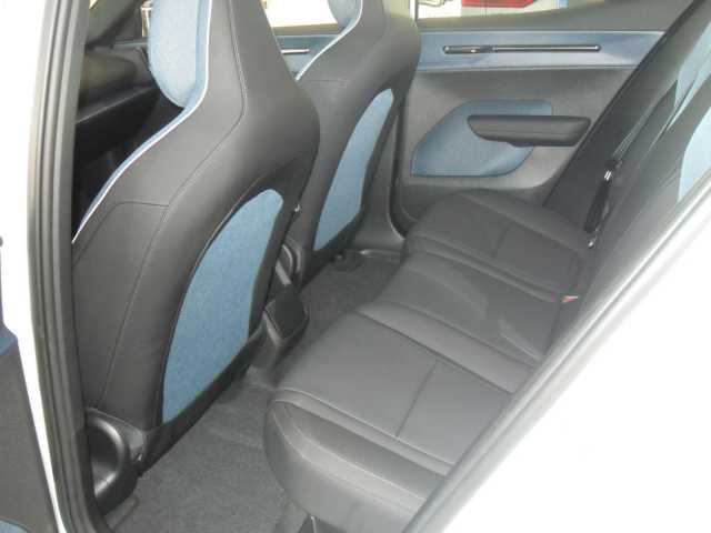 Volvo EX30 Achterwielaandrijving Ultra