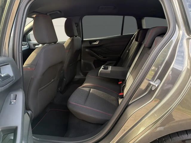 Ford Focus ST Line Wagon