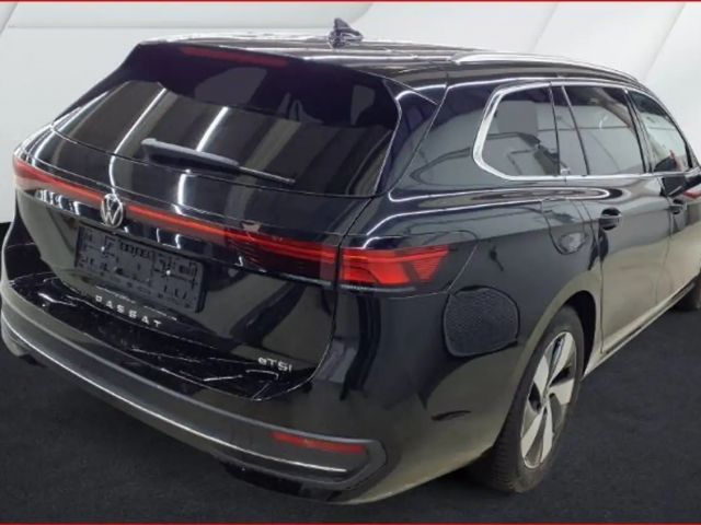 Volkswagen Passat 1.5 eTSI Business Variant