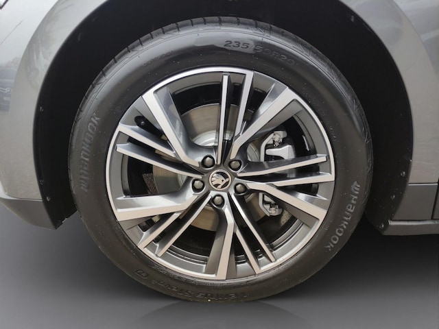 Skoda Enyaq iV ELEKTRO 286PS ACC NAVI LED AHK