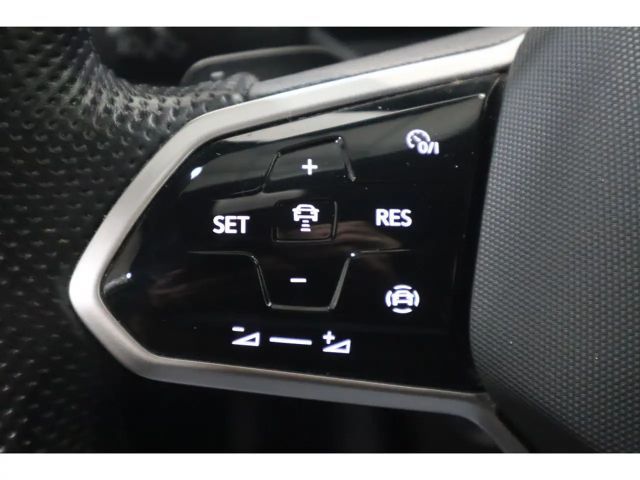 Volkswagen T-Roc 2.0 TDI DSG IQ.Drive R-Line