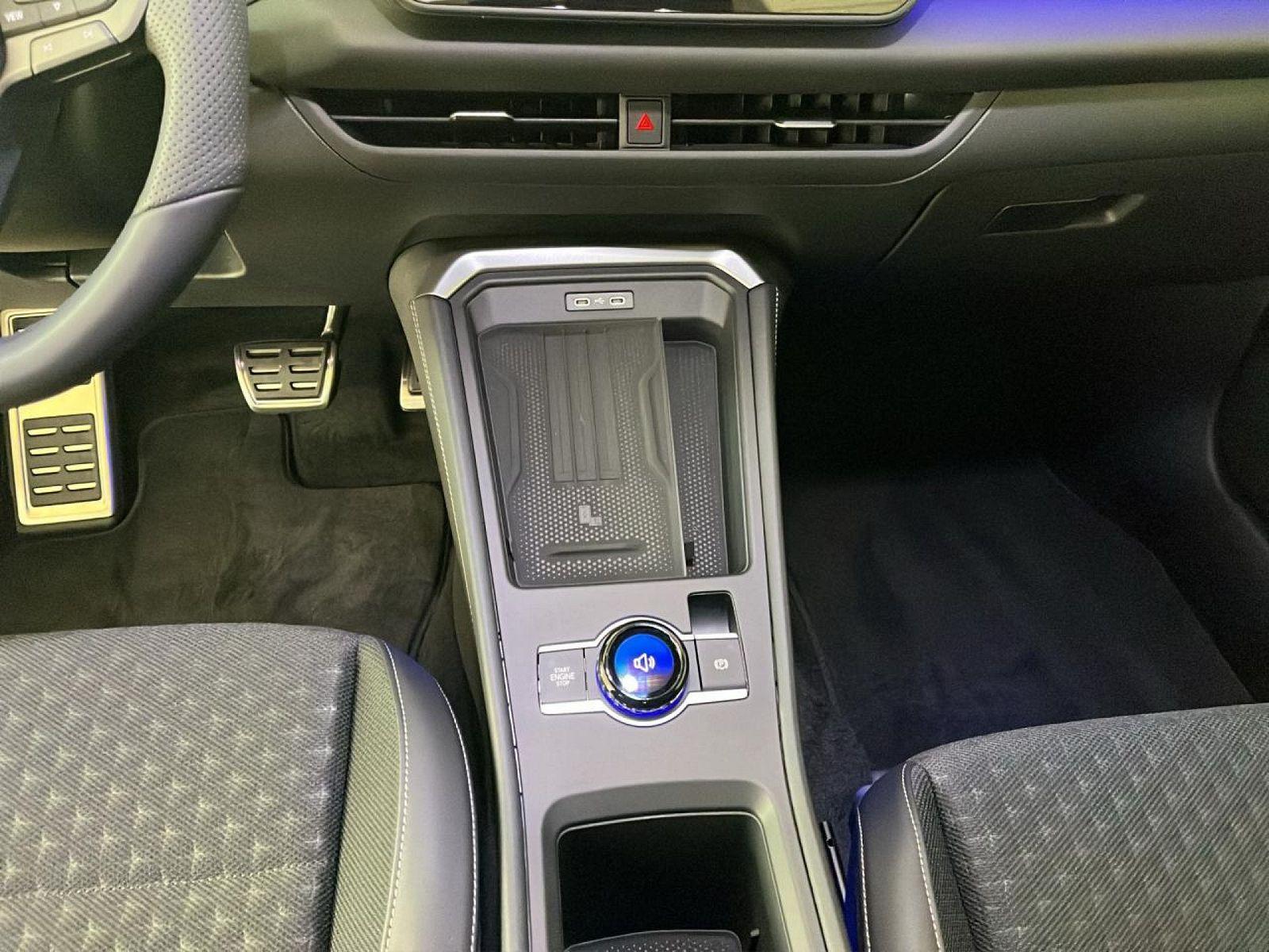 Volkswagen T-Roc DSG R-Line Style