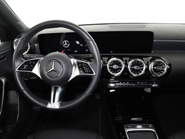 Mercedes-Benz A 180 Progressive