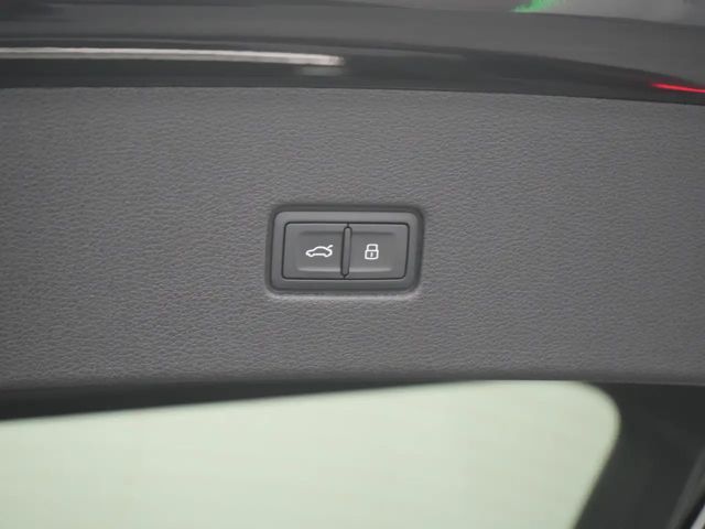 Audi RS Q8 Performance