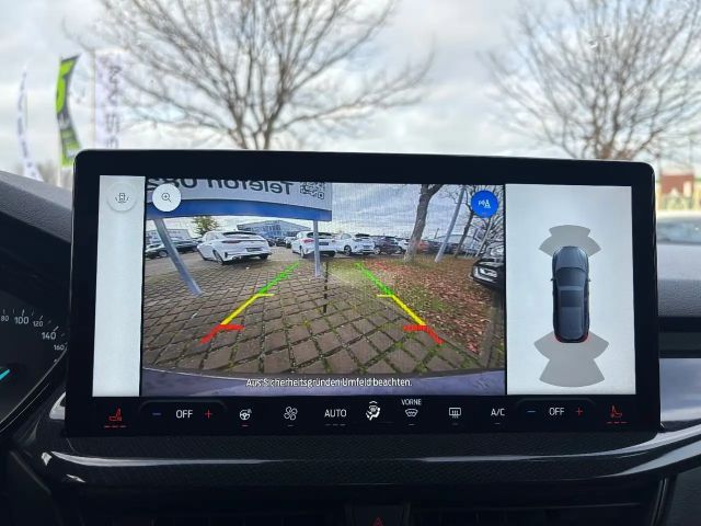 Ford Focus ST Line Wagon