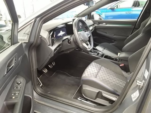 Volkswagen Golf R-Line Variant