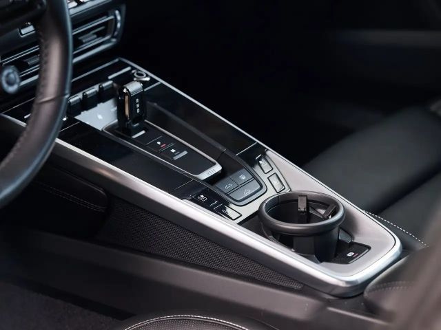 Porsche 911 4 Carrera Coupé