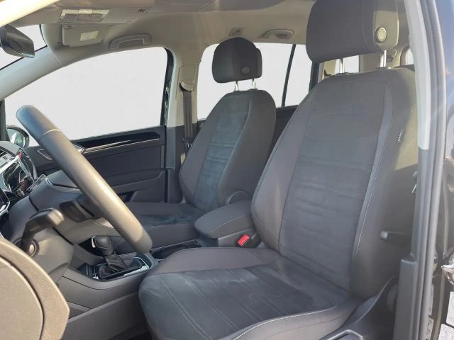 Volkswagen Touran DSG Highline