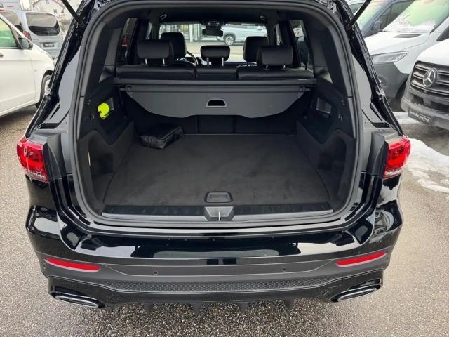 Mercedes-Benz GLB 200 AMG Line