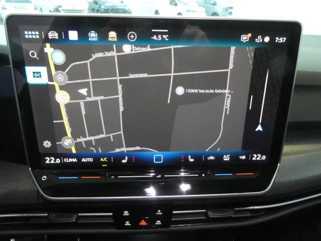 Volkswagen Golf DSG Sport