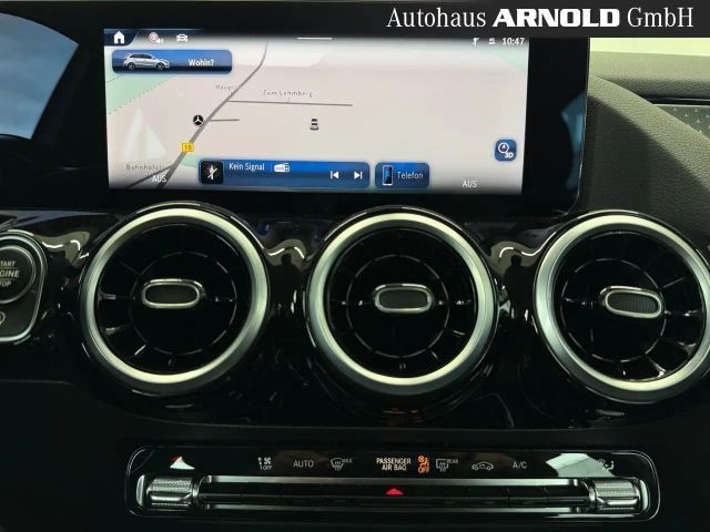 Mercedes-Benz B 200 Progressive Sedan