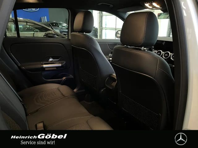 Mercedes-Benz GLA 220 4MATIC Progressive