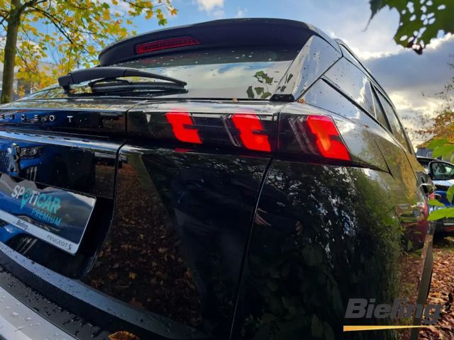 Peugeot E-2008 Allure Pack