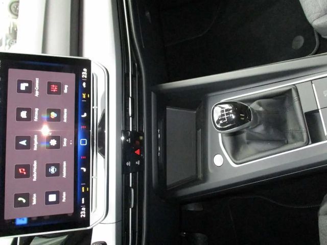 Volkswagen Golf 1.5 TSI Golf VIII Life