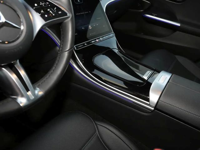 Mercedes-Benz C 200 AVANTGARDE C 200 d Estate