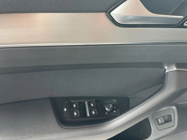 Volkswagen Passat 2.0 TDI Business DSG Variant