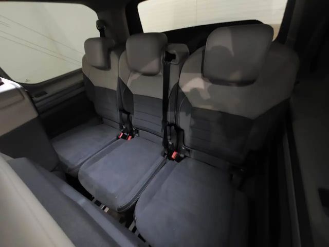 Volkswagen Multivan Lang Style T7