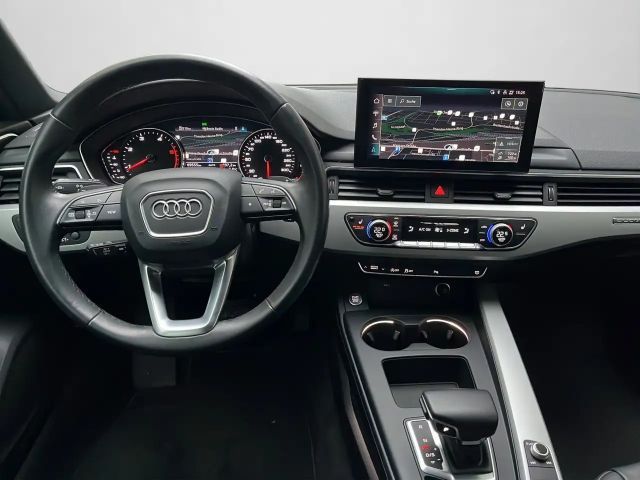 Audi A4 40 TDI Quattro S-Line