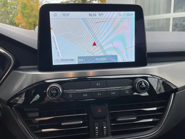 Ford Kuga Plug in Hybrid Titanium