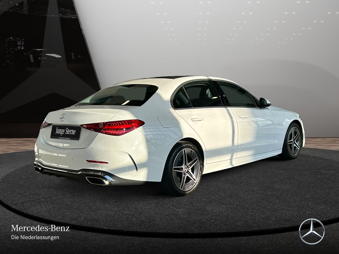 Mercedes-Benz C 180 Sedan