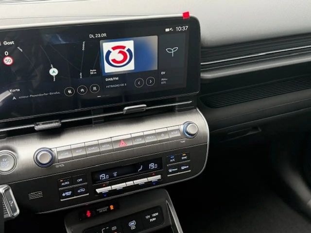 Hyundai Kona 64 kWh Electric