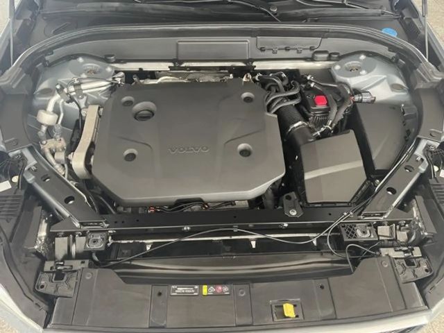 Volvo XC60 AWD Core