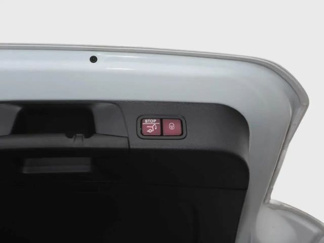 Mercedes-Benz GLB 250 4MATIC AMG Line