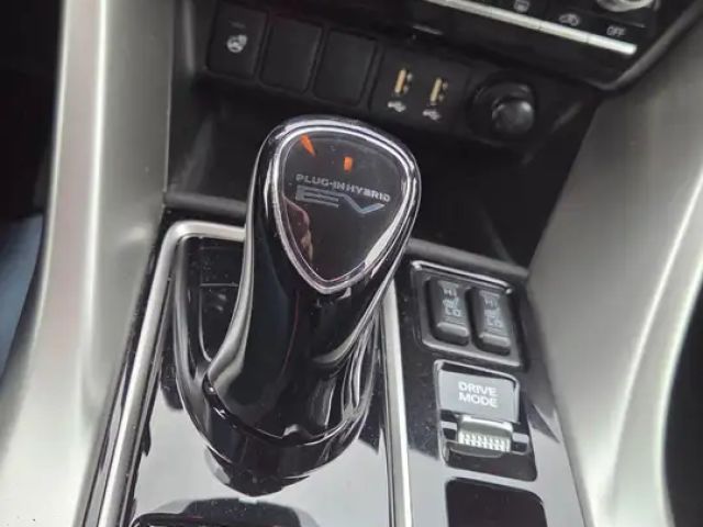 Mitsubishi Eclipse Cross PHEV