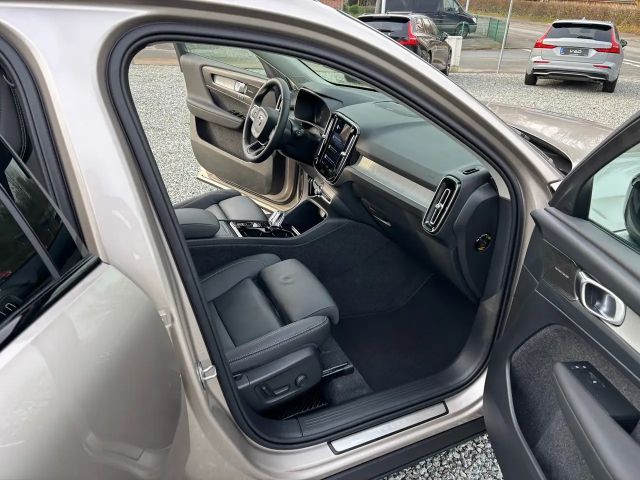 Volvo XC40 Dark Ultra