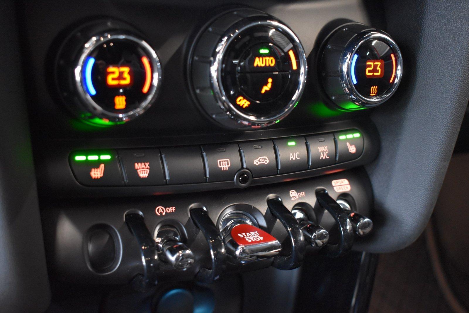 MINI Cooper John Cooper Works