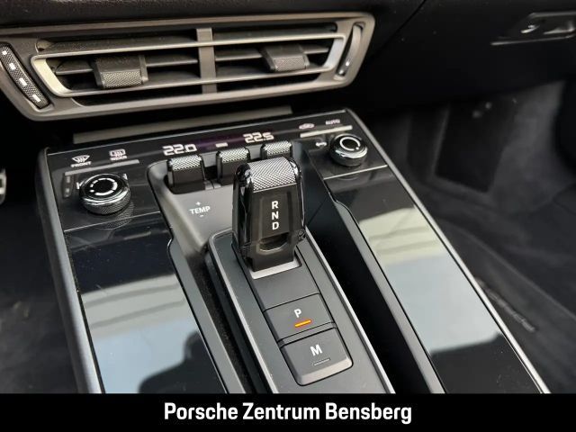 Porsche 992 Cabrio Carrera