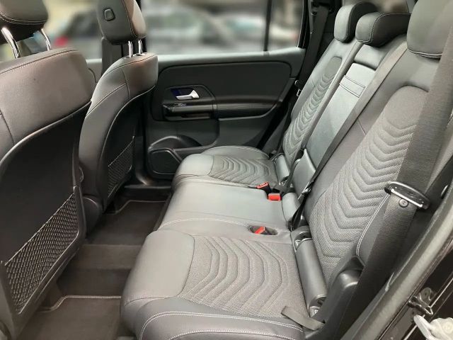 Mercedes-Benz GLB 220 4MATIC GLB 220 d