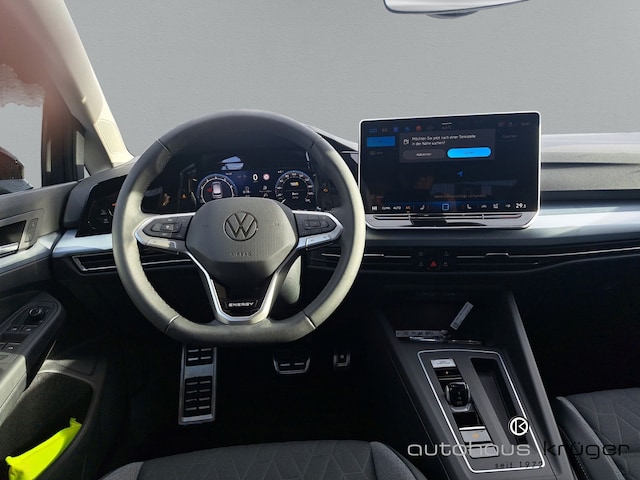 Volkswagen Golf 1.5 eTSI DSG