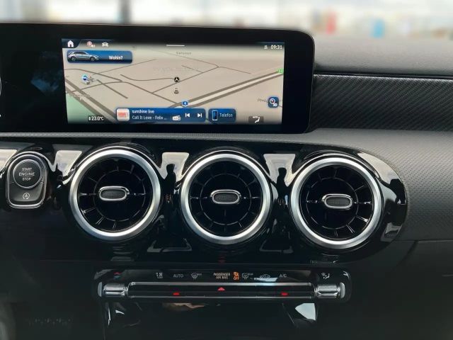 Mercedes-Benz A 200 Progressive