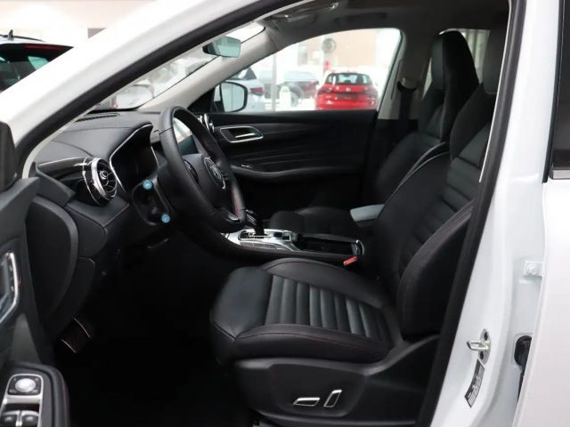 MG EHS Luxury PHEV
