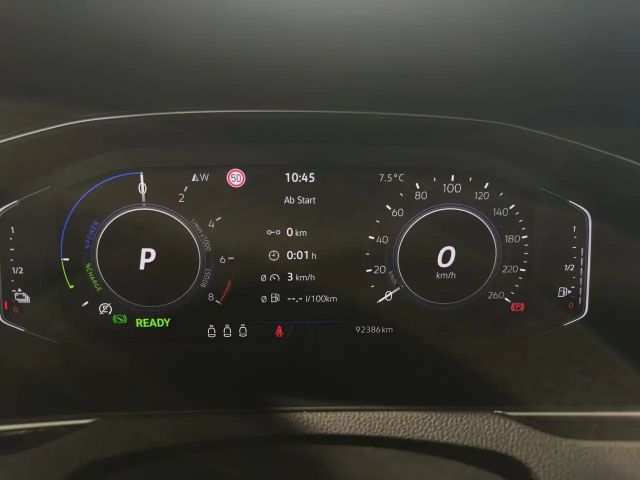 Volkswagen Passat GTE Variant