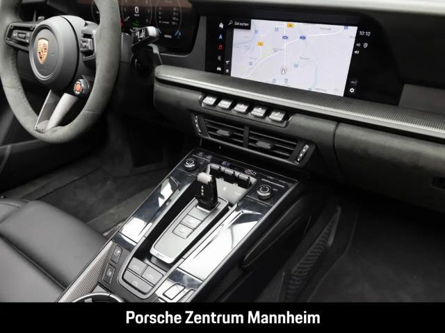 Porsche 992 Cabrio Carrera GTS